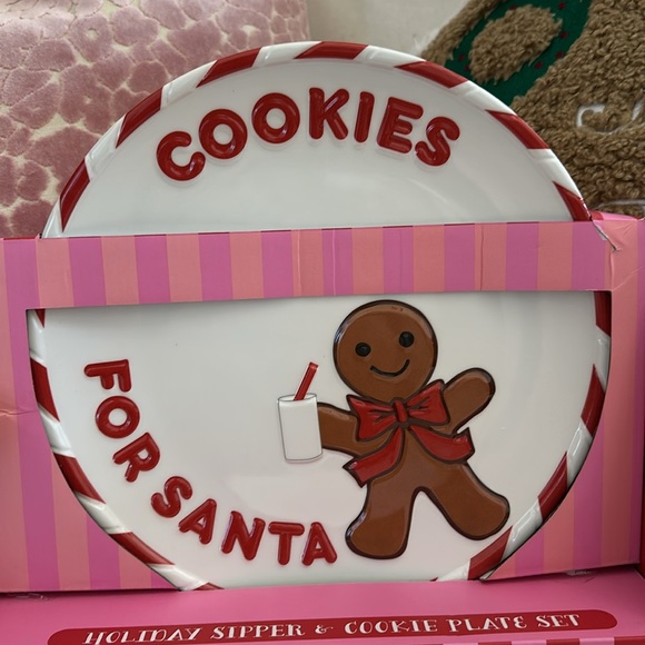 Peppermint & Pine gingerbread man sippy cup and cookie plate Santa Christmas - Picture 3 of 7